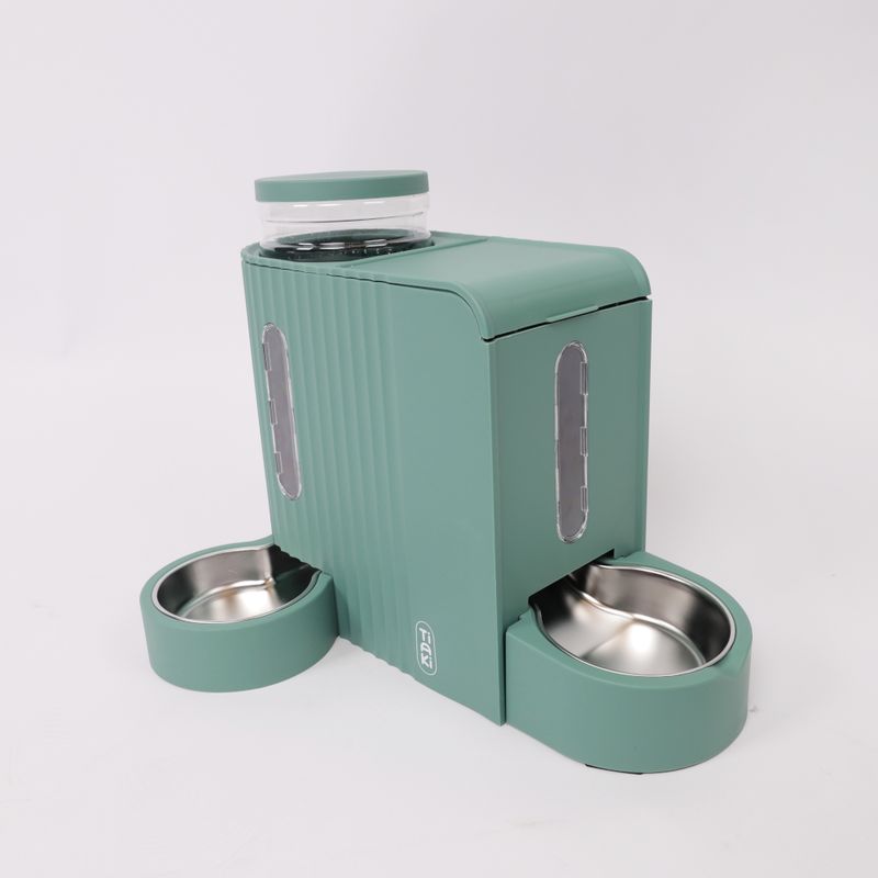 TIAKI Futter- und Wasserspender PERFECT FIT