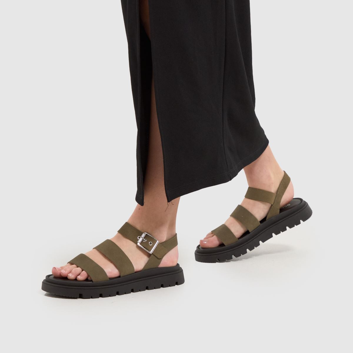 Schuh Tina – Khakifärgade grova mockasandaler