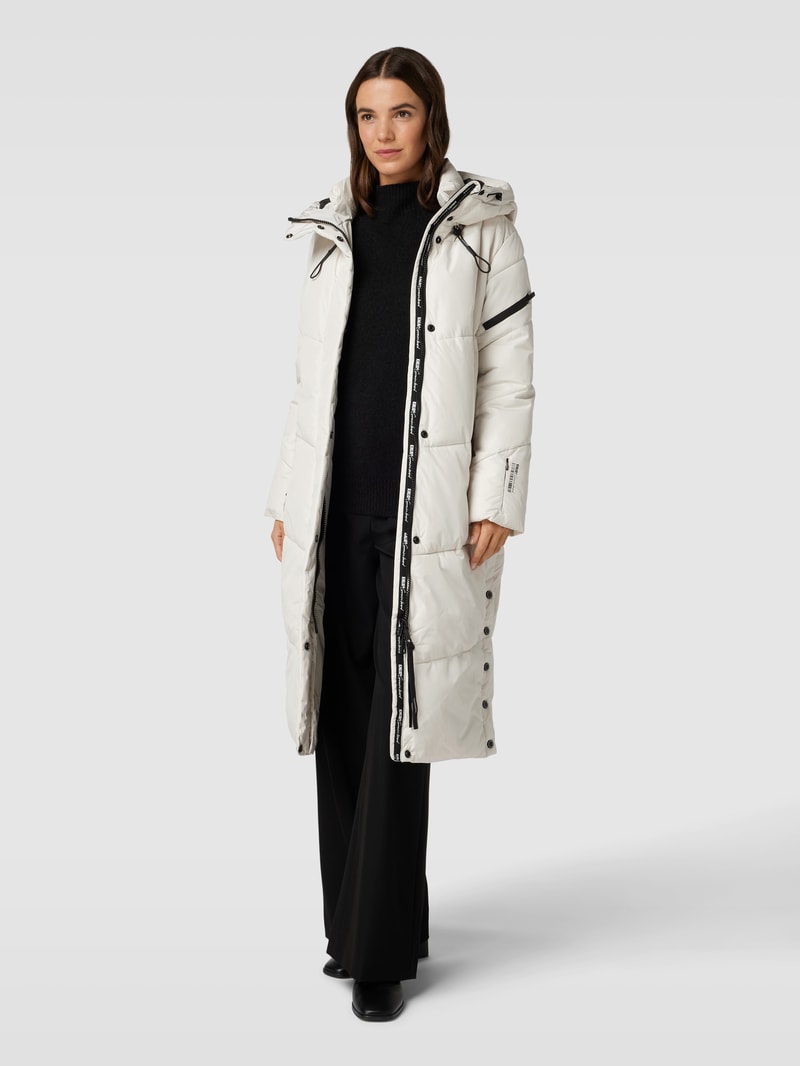 Mantel mit Druckknopfleiste Modell 'SONJE' in offwhite
