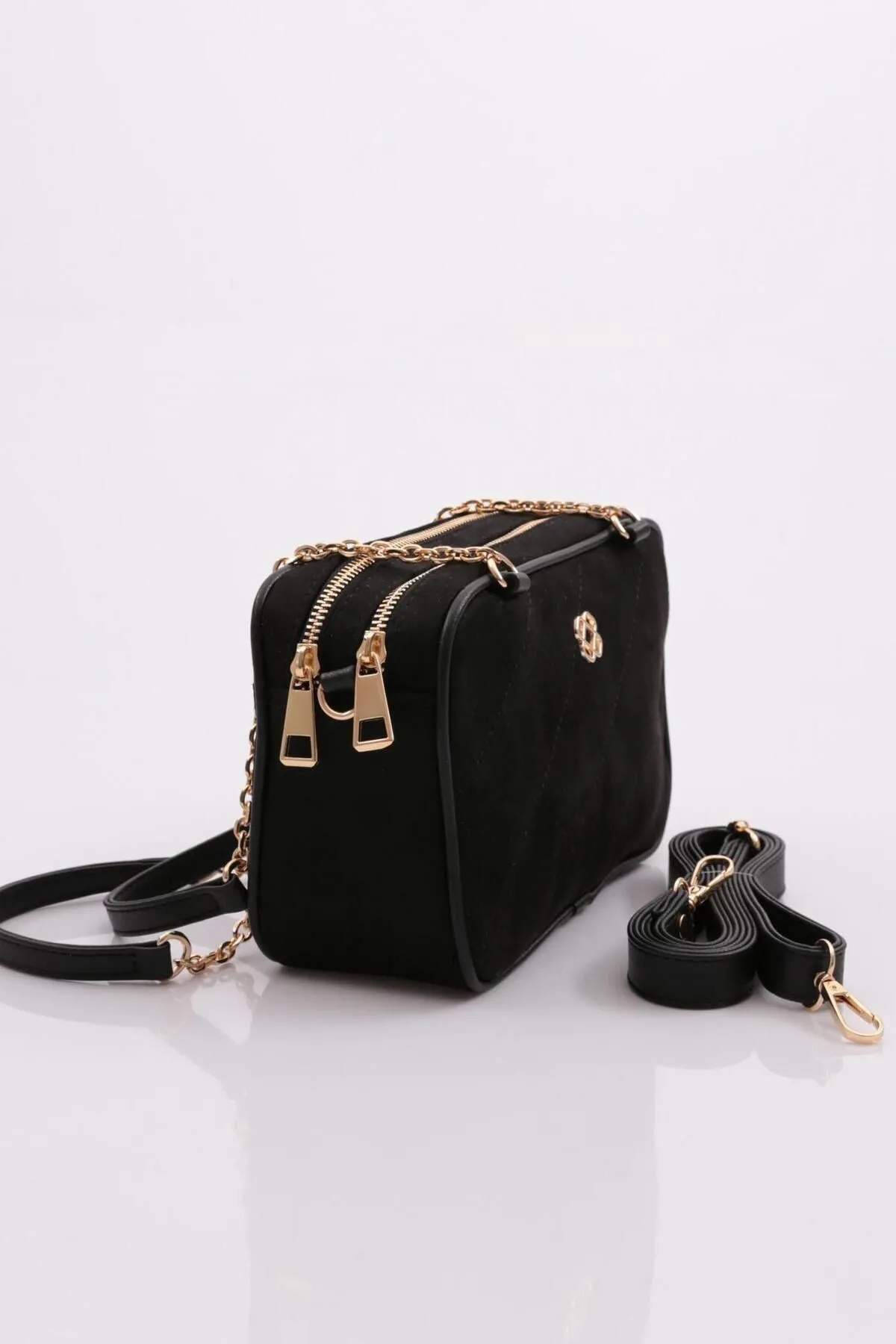 DGN  037 Damen-Tasche aus schwarzem Wildleder mit Doppelöse und Kette