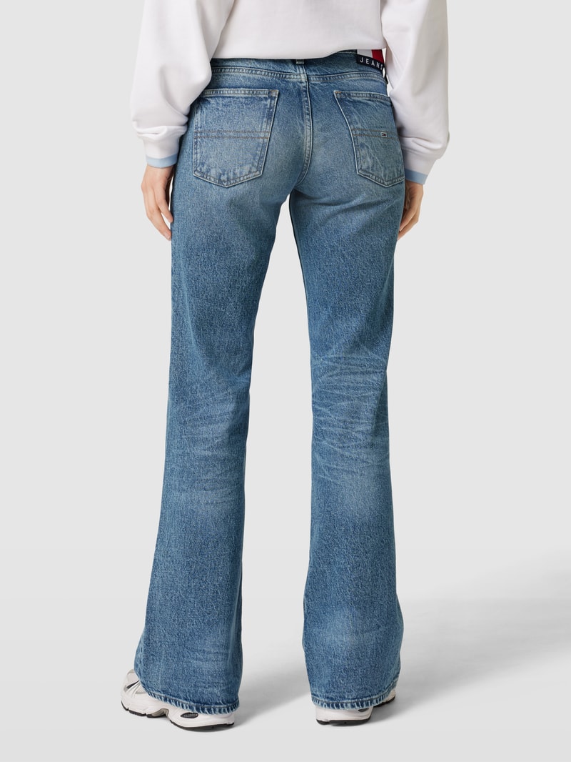 Flared Cut Jeans mit Label-Patch Modell 'SOPHIE' in jeans
