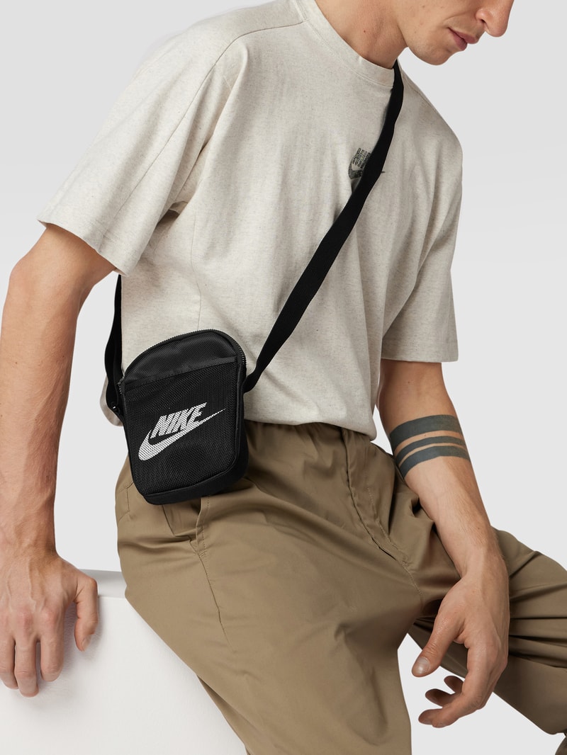 Micro Bag mit Label-Print in schwarz