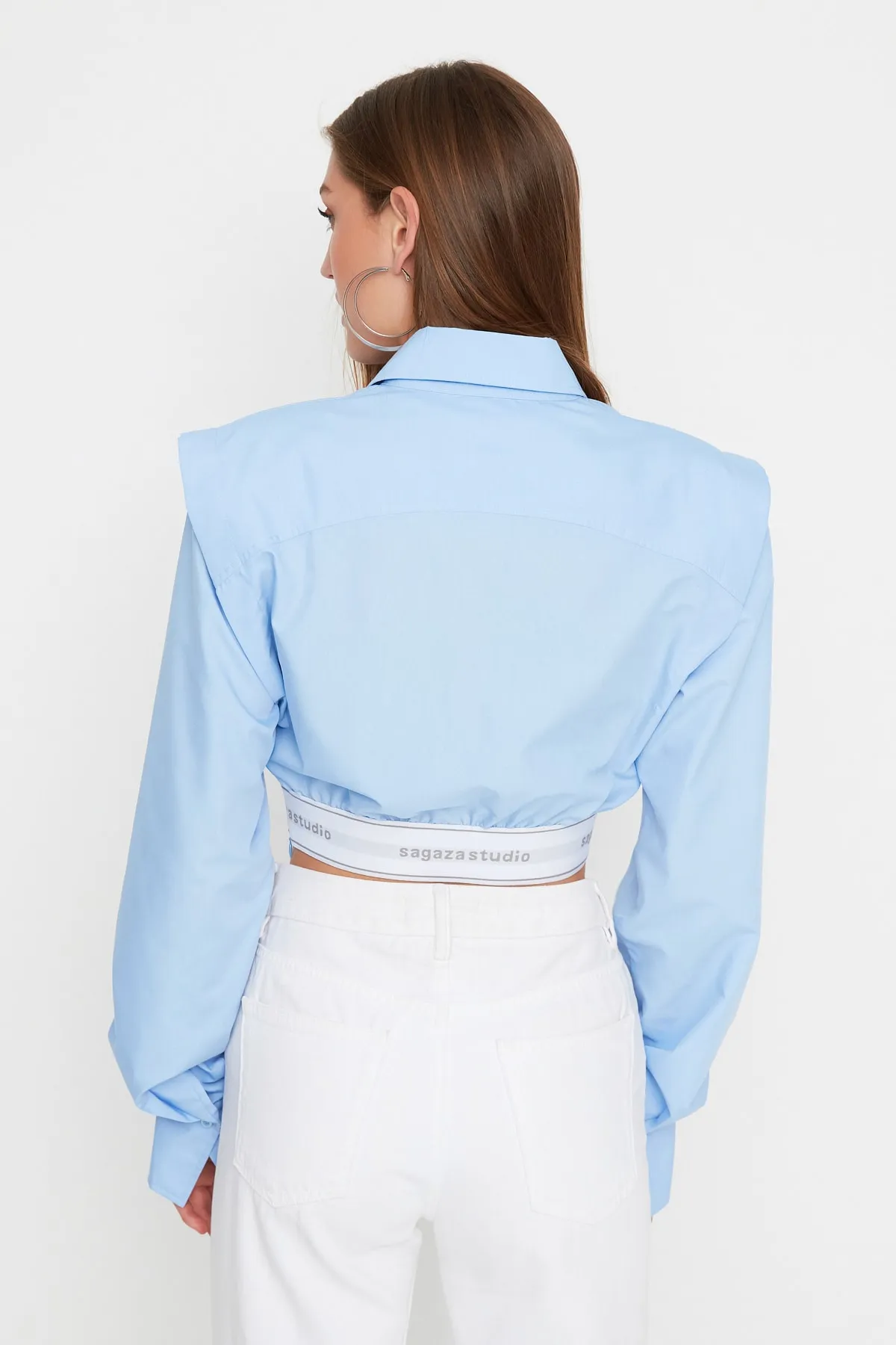 Trendyol Collection  Hellblaues Crop-Detail-Hemd