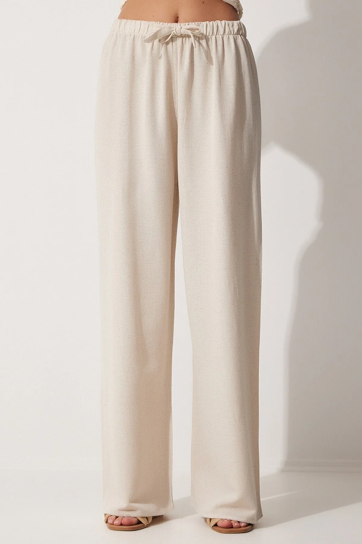 Happiness İstanbul  Lockere Leinenhose