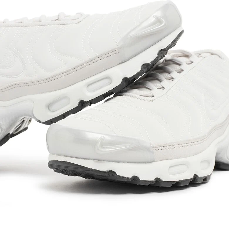 NIKE Wmns Air Max Plus 