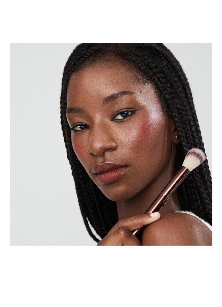 Hourglass No. 15 Blush Brush - blush brush
