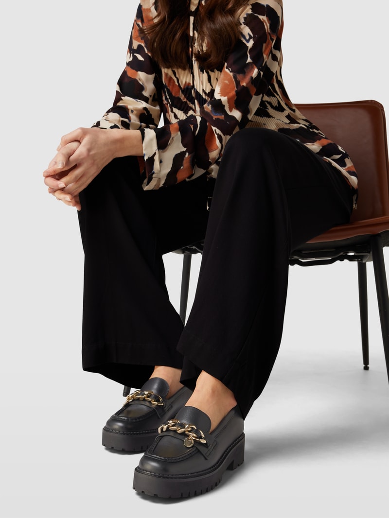 Penny-Loafer aus Leder mit Label-Detail Modell 'CHAIN CHUNKY' in schwarz