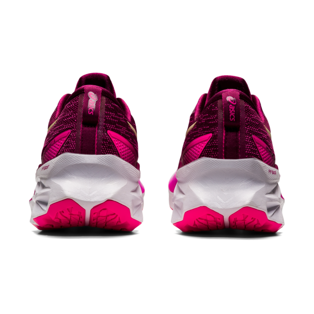Asics Novablast 2 1012B049-600 / pink