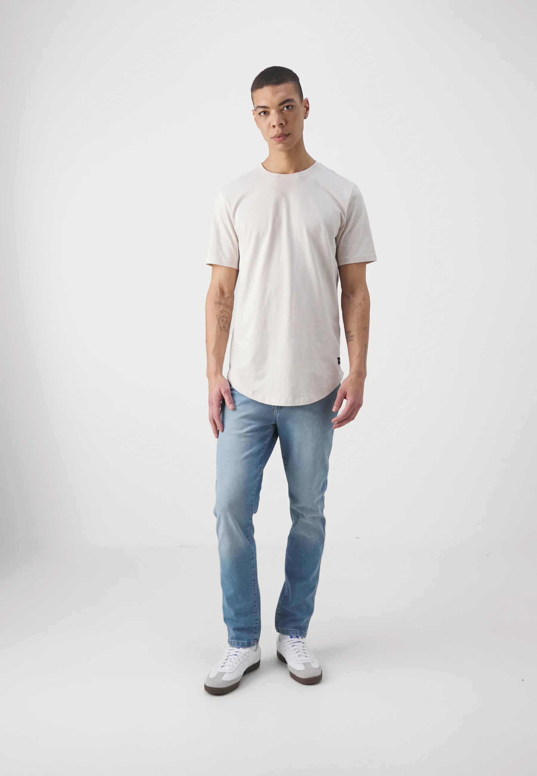 Wrangler LARSTON - Vaqueros ajustados