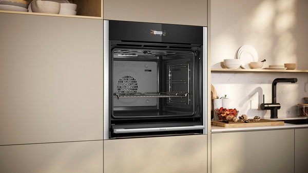 NEFF Einbaubackofen N 70 B54CR31N0, mit Teleskopauszug nachrüstbar, Hydrolyse, voll versenkbare Ofentür dank Slide & Hide®