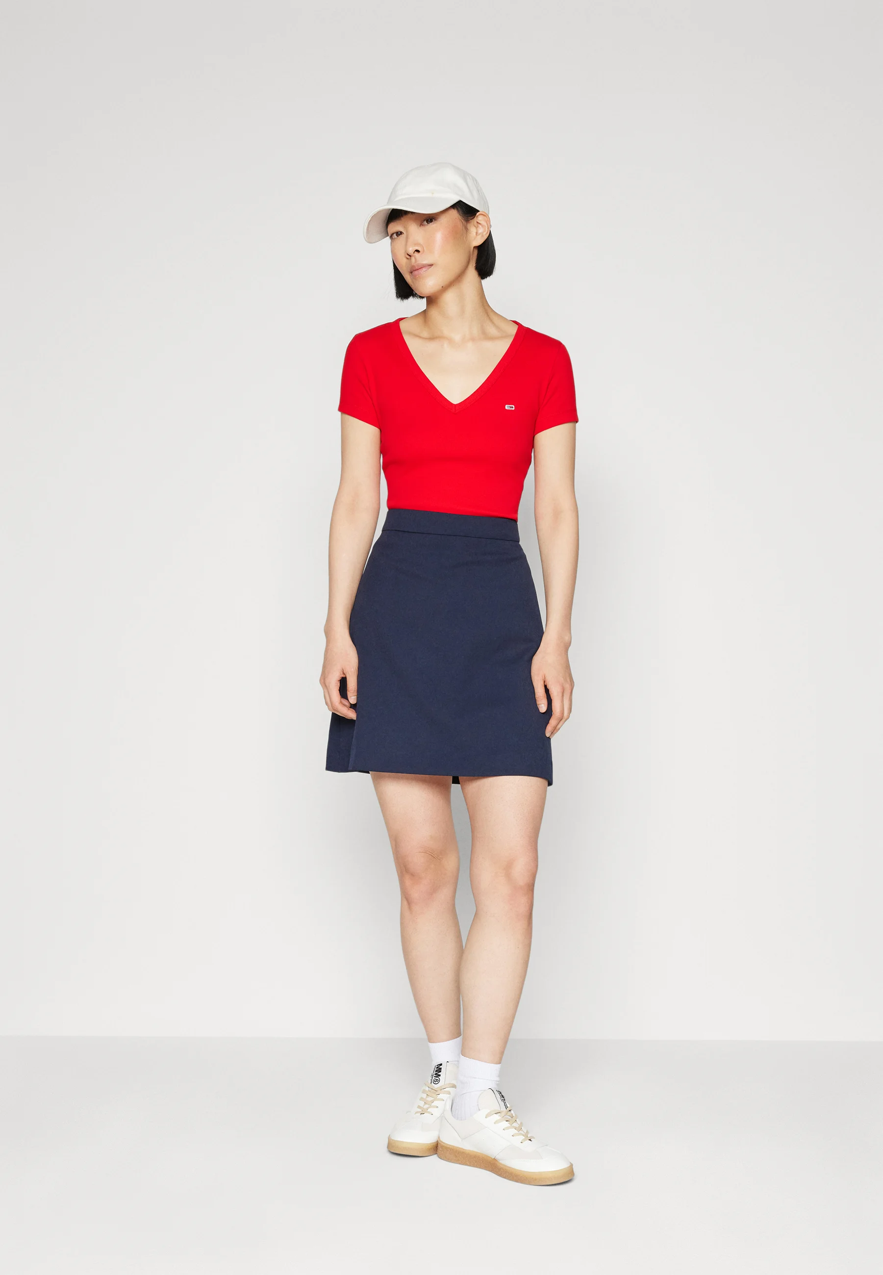 Tommy Jeans SLIM ESSENTIAL - Camiseta básica