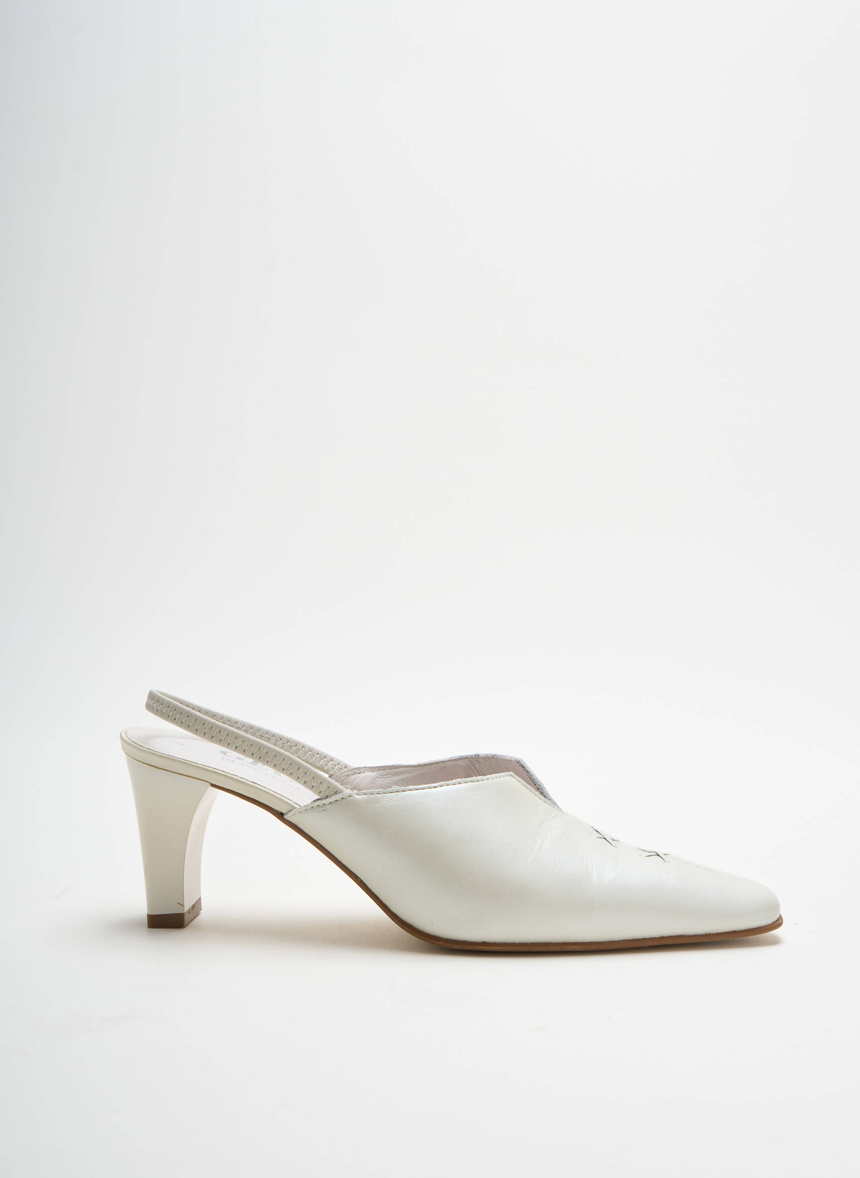 Geo Reino Sandales Nu Pieds Femme couleur beige
