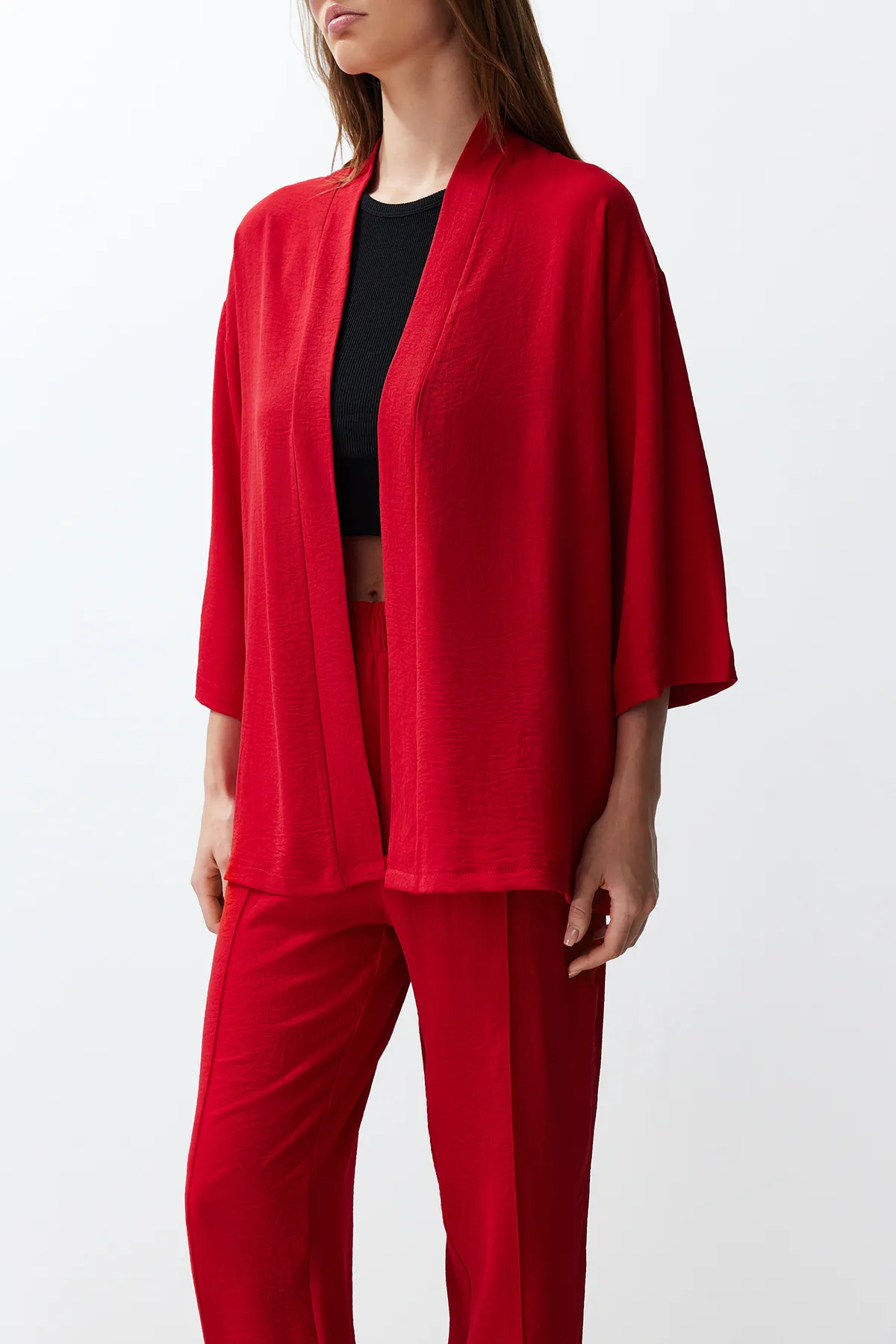 Trendyol Collection  Rotes gewebtes Kimono-Hosen-Bottom-Top-Set TWOSS24AU00037