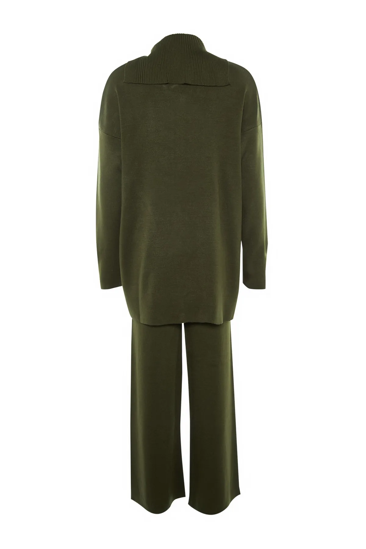 Trendyol Modest  Gestricktes Set aus Strickjacke und Hose mit Khaki-Kragen und detailliertem Kragen TCTAW23US00100