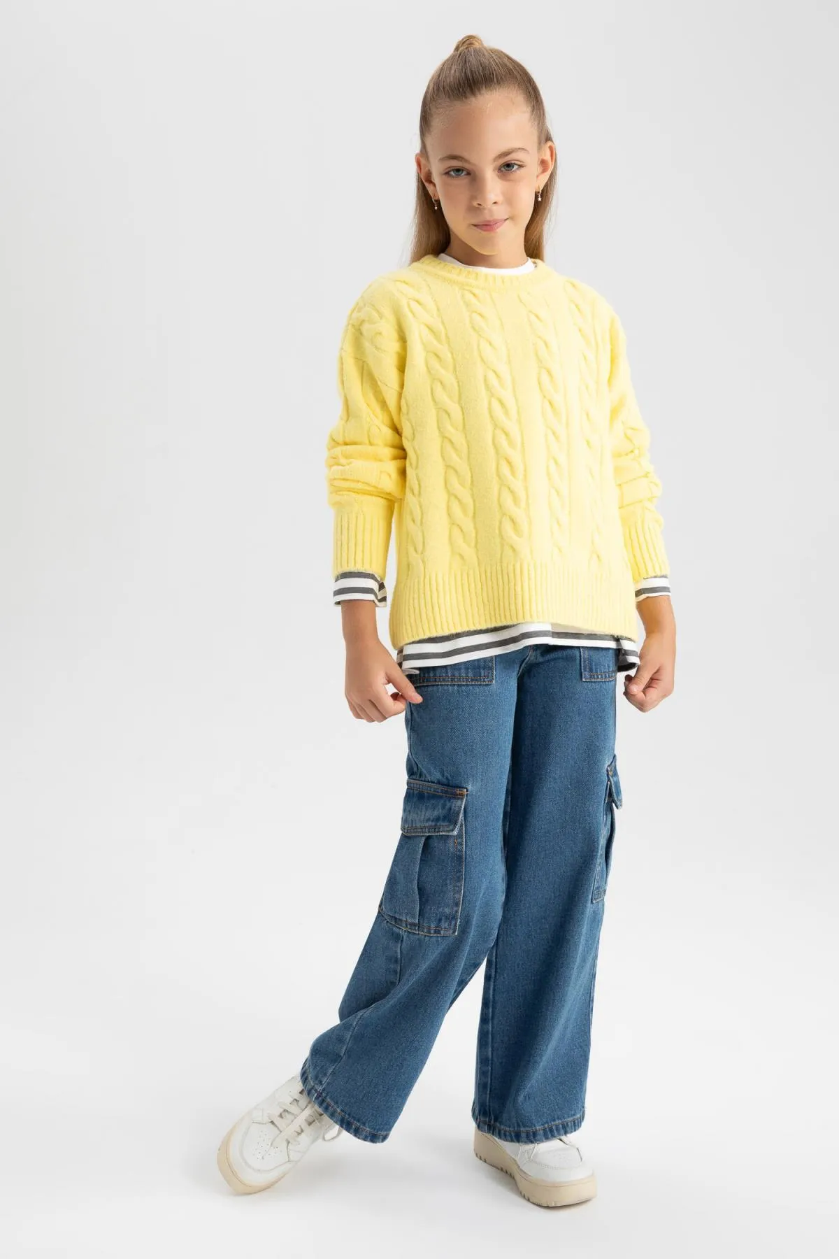 DeFacto  Pullover mit Rundhalsausschnitt für Mädchen B1556a823wn