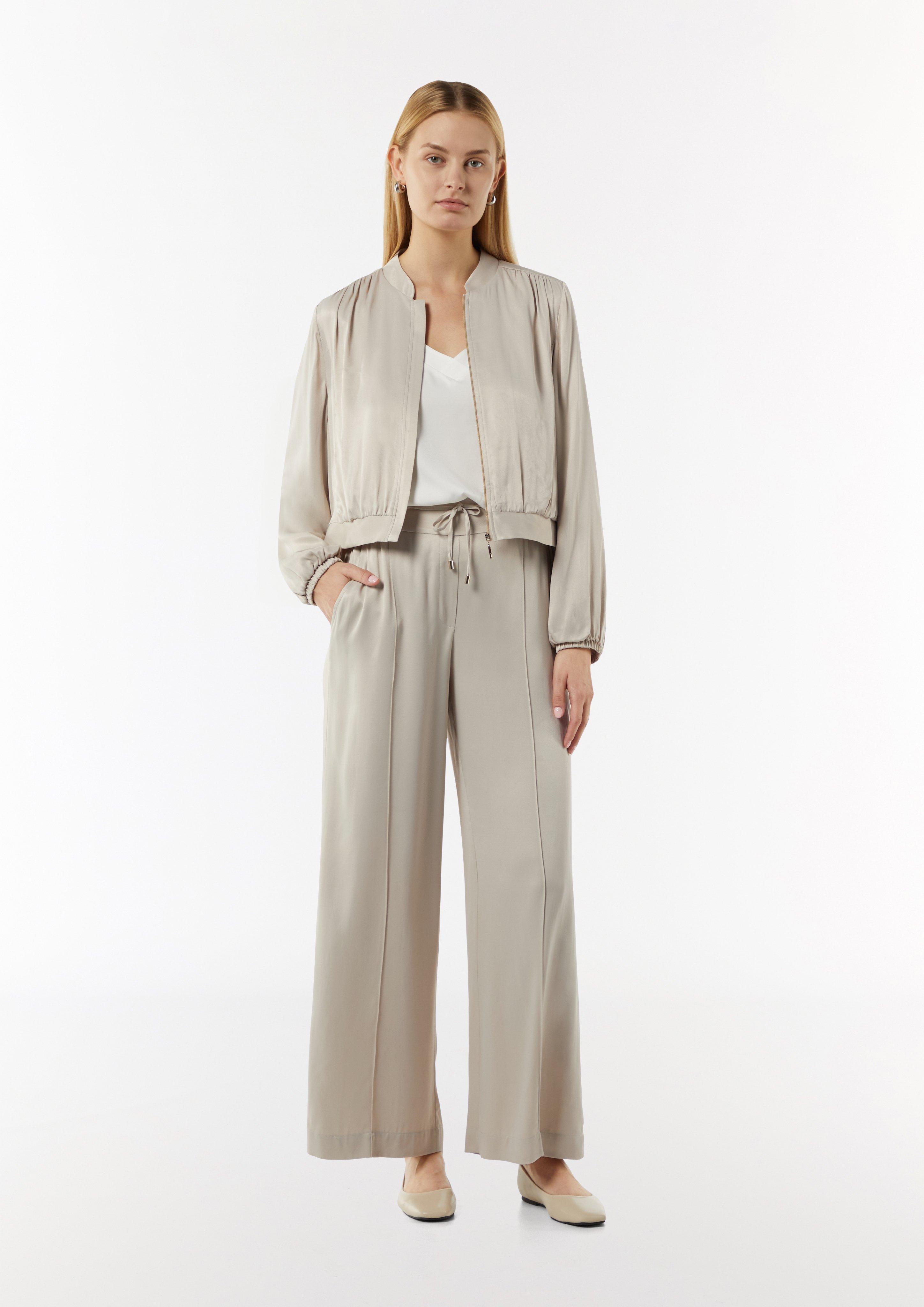 Leichter Blouson aus Satin - helles beige