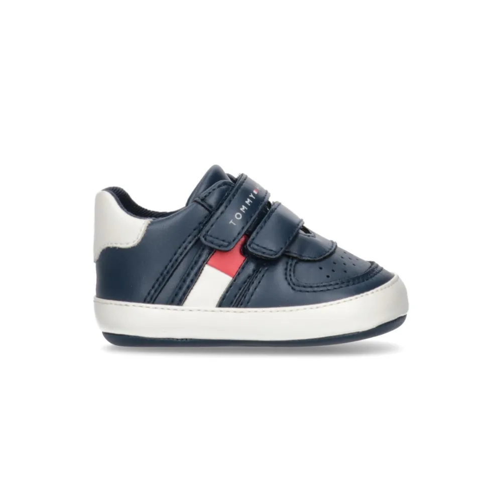 Tommy Hilfiger Krabbelschuh T0B4-33090-1433A474 / blau