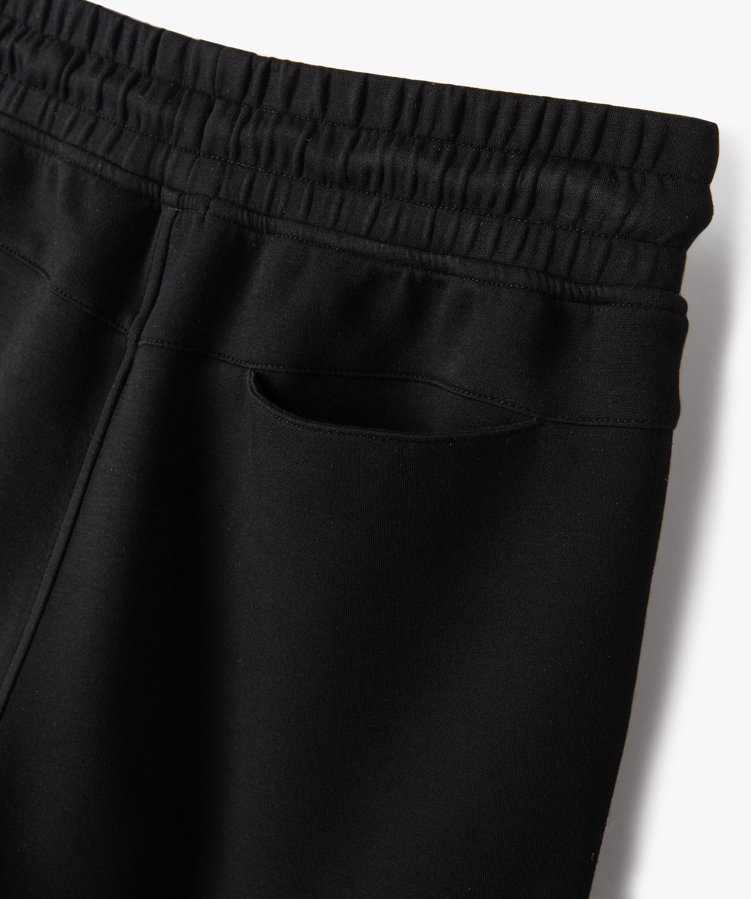 Bermuda de sport bi-matières avec ceinture élastique Garçon noir | GEMO