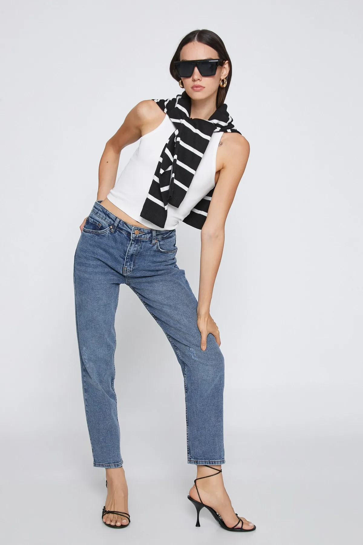 Koton  Mittlere Indigo-Jeans für Damen 3SAL40034MD