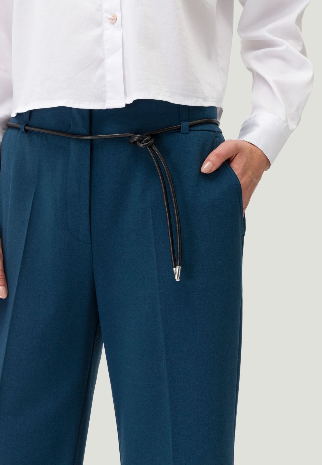 Hose weites Bein Bindegürtel