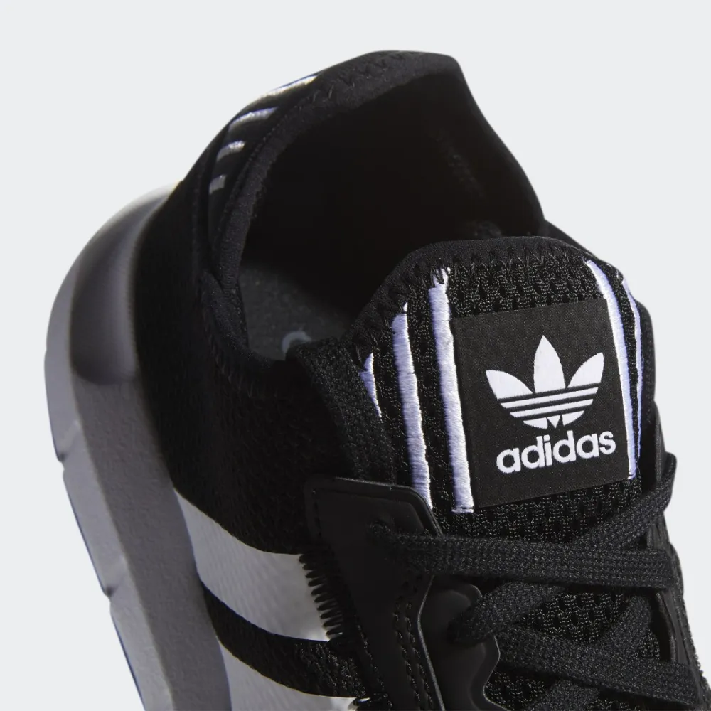 adidas Swift Run X FY2110 / schwarz