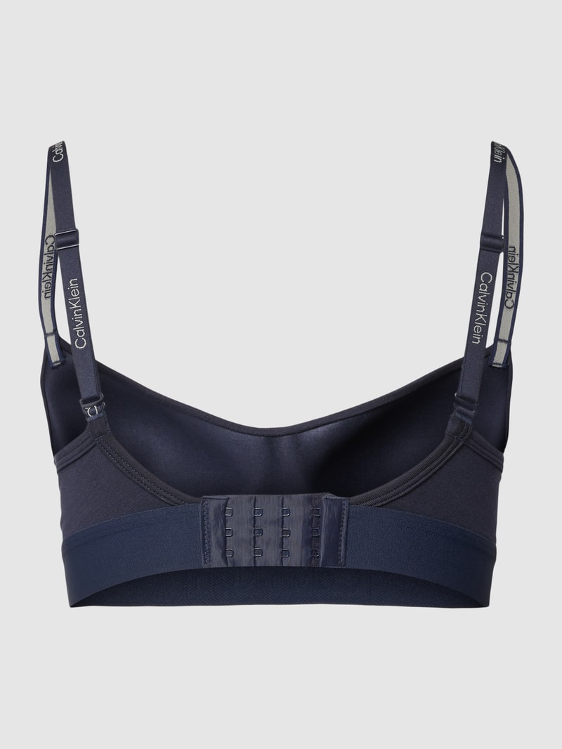BH mit Label-Details Modell 'Reimagined Heritage' in marineblau