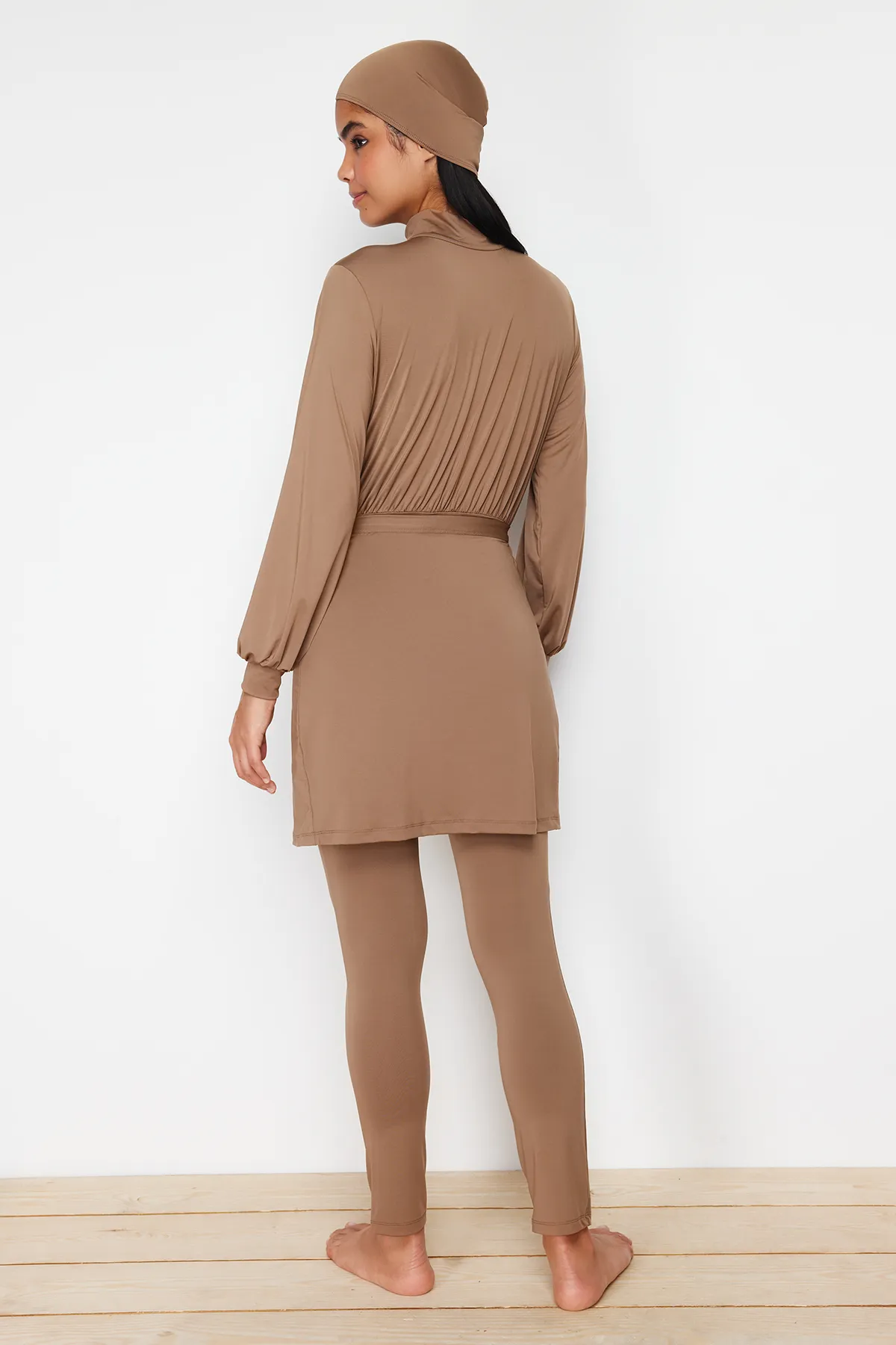 Trendyol Modest  Mink Gather Detailliertes Beachwear-Badeanzug-Set mit vollständiger Abdeckung, 4-teilig TCTSS24CF00001