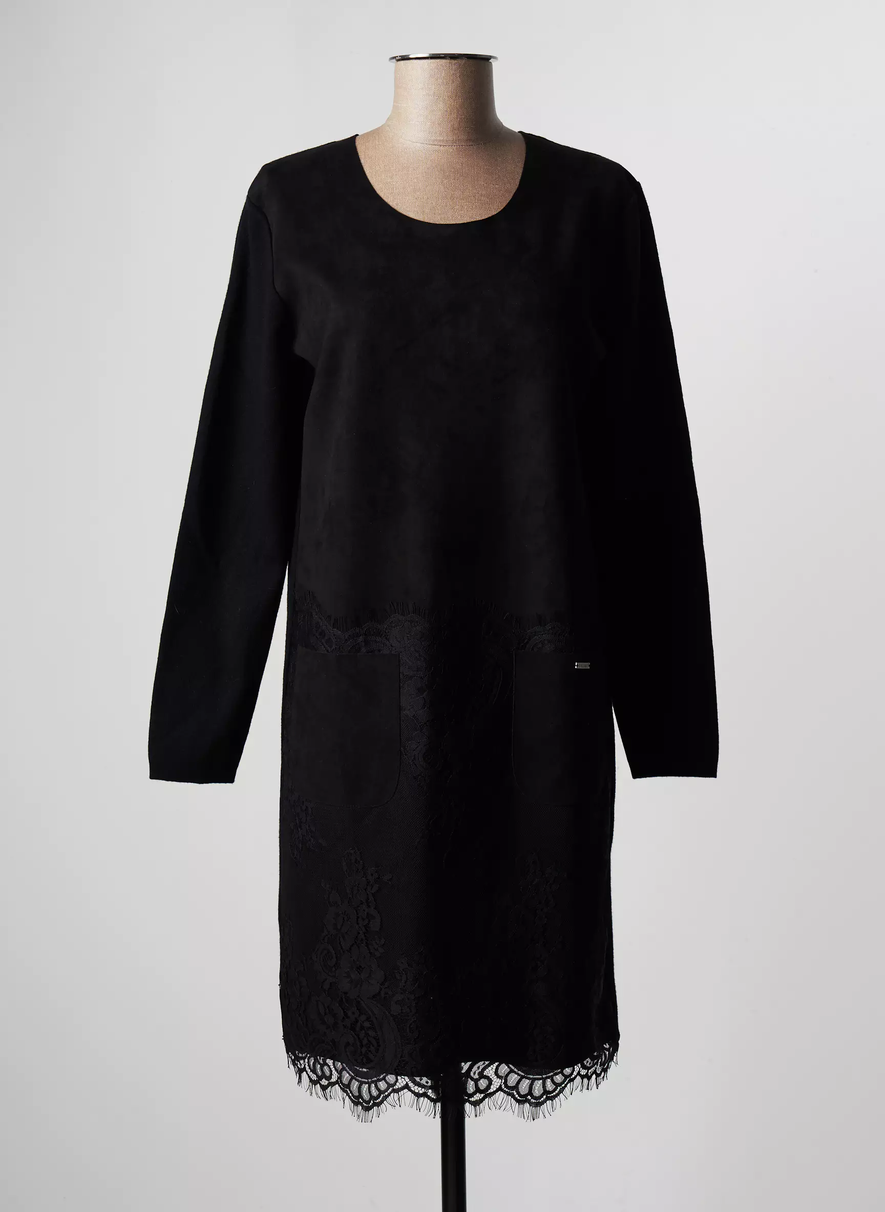 Felino Robes Courtes Femme couleur noir