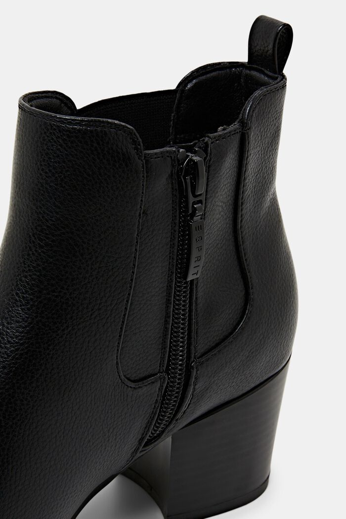 Boots aus veganem Leder