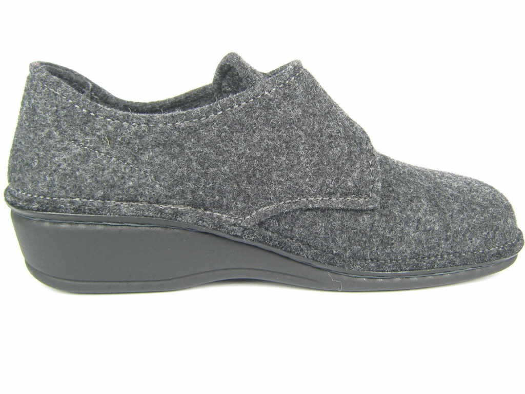 FINN COMFORT Hausschuhe grau