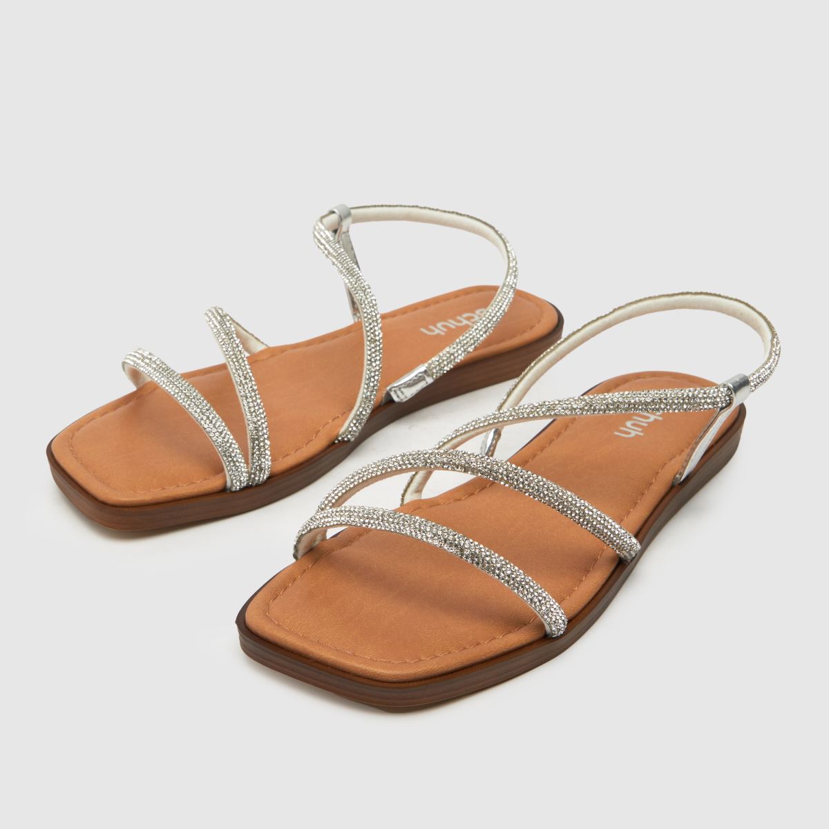 Schuh Tracey díszítésű pántos szandálok ezüst színben