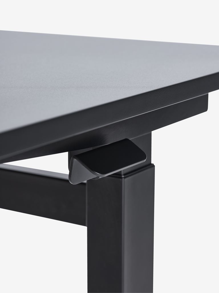 LUNDTOFT Heve- og senkbart skrivebord med gassløft LUNDTOFT 70x130 svart