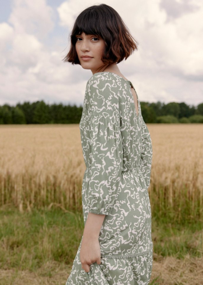 Maxikleid mit Cut-Out