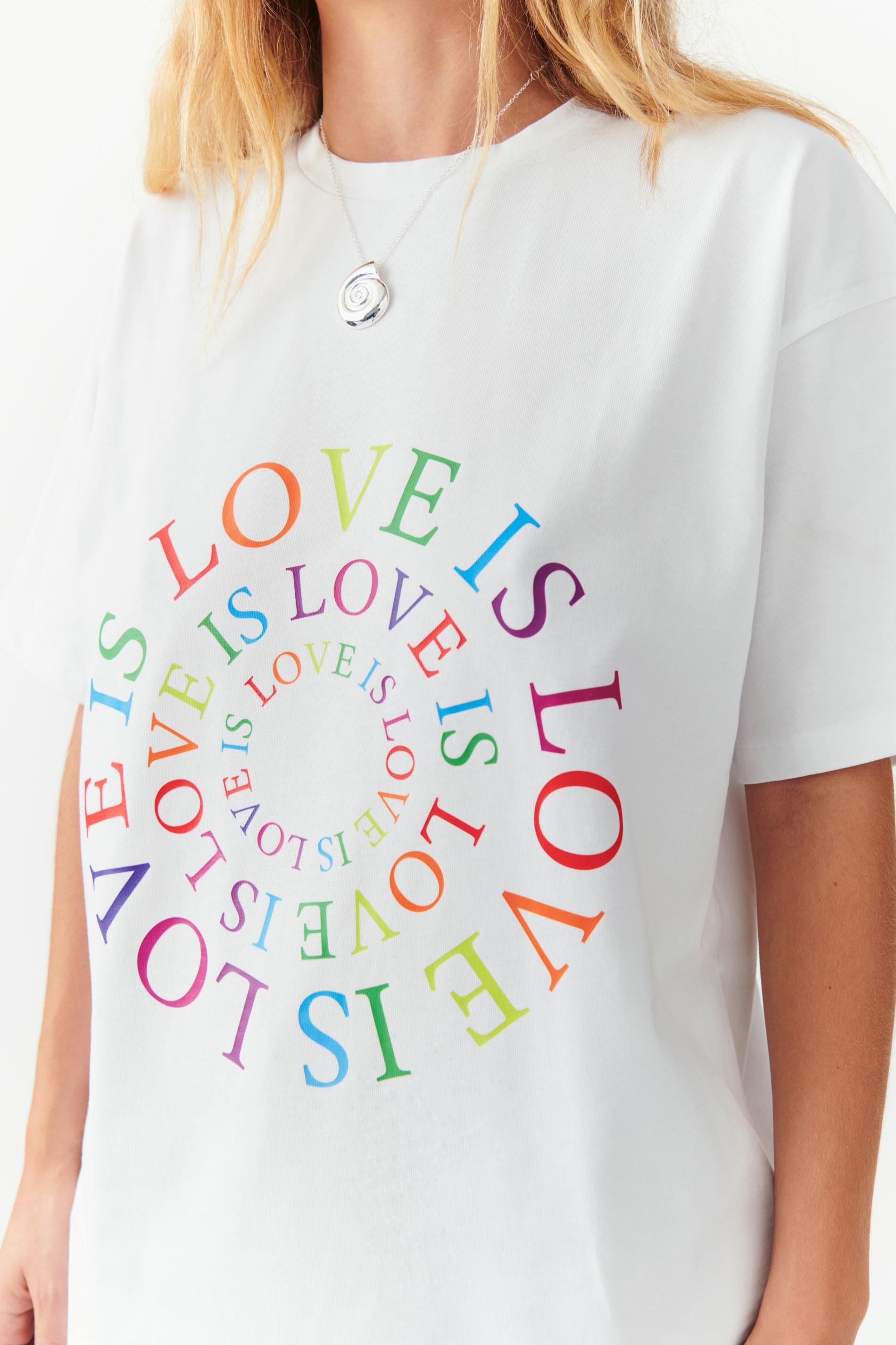Printed tee
