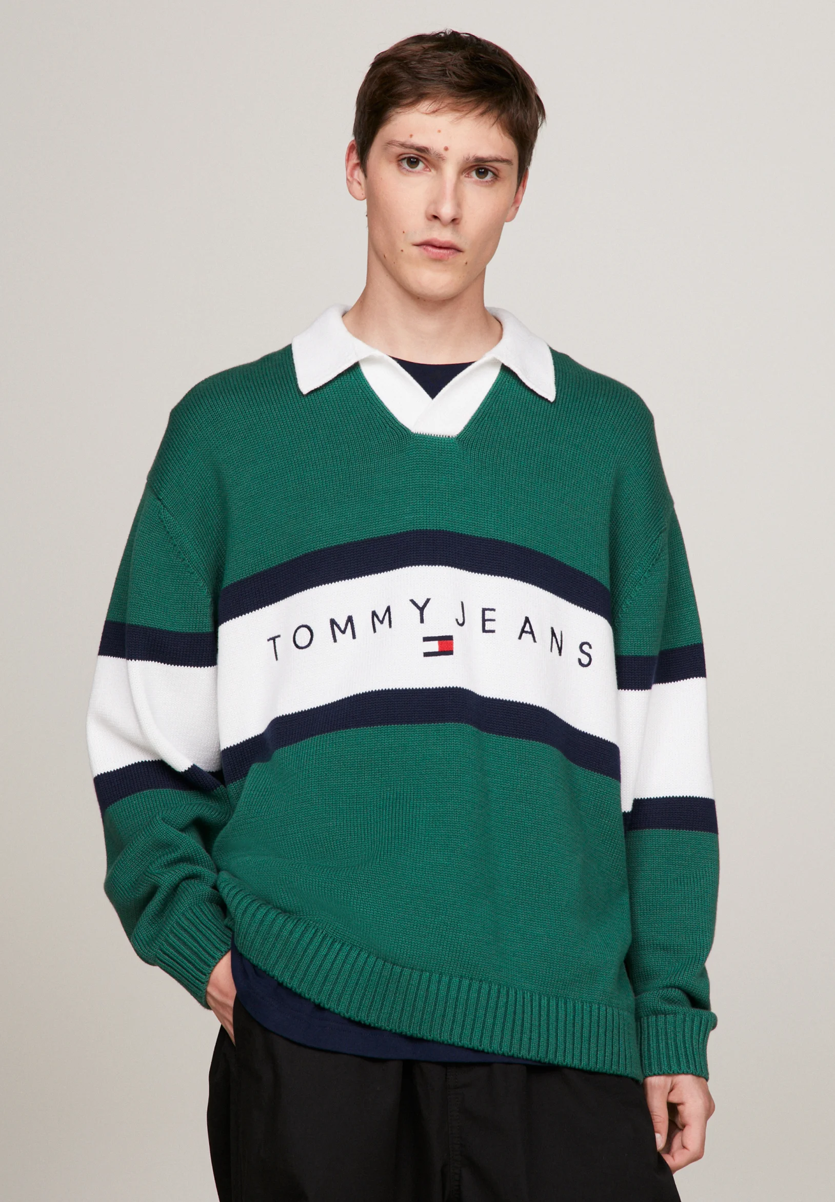 Tommy Jeans TROPHY NECK - Suéter