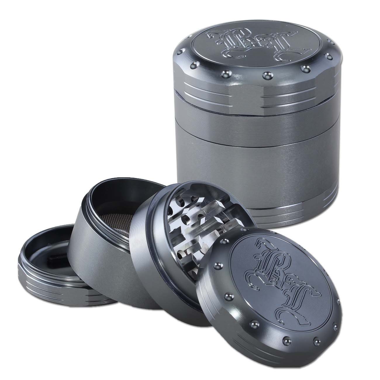Black Leaf Gewürzmühle Engraving Weed Grinder 4-teilig mit Pollenfach zum Drehen, inkl. Pollenfach, Sieb, Vorratsdose, Schaber I In Geschenkbox