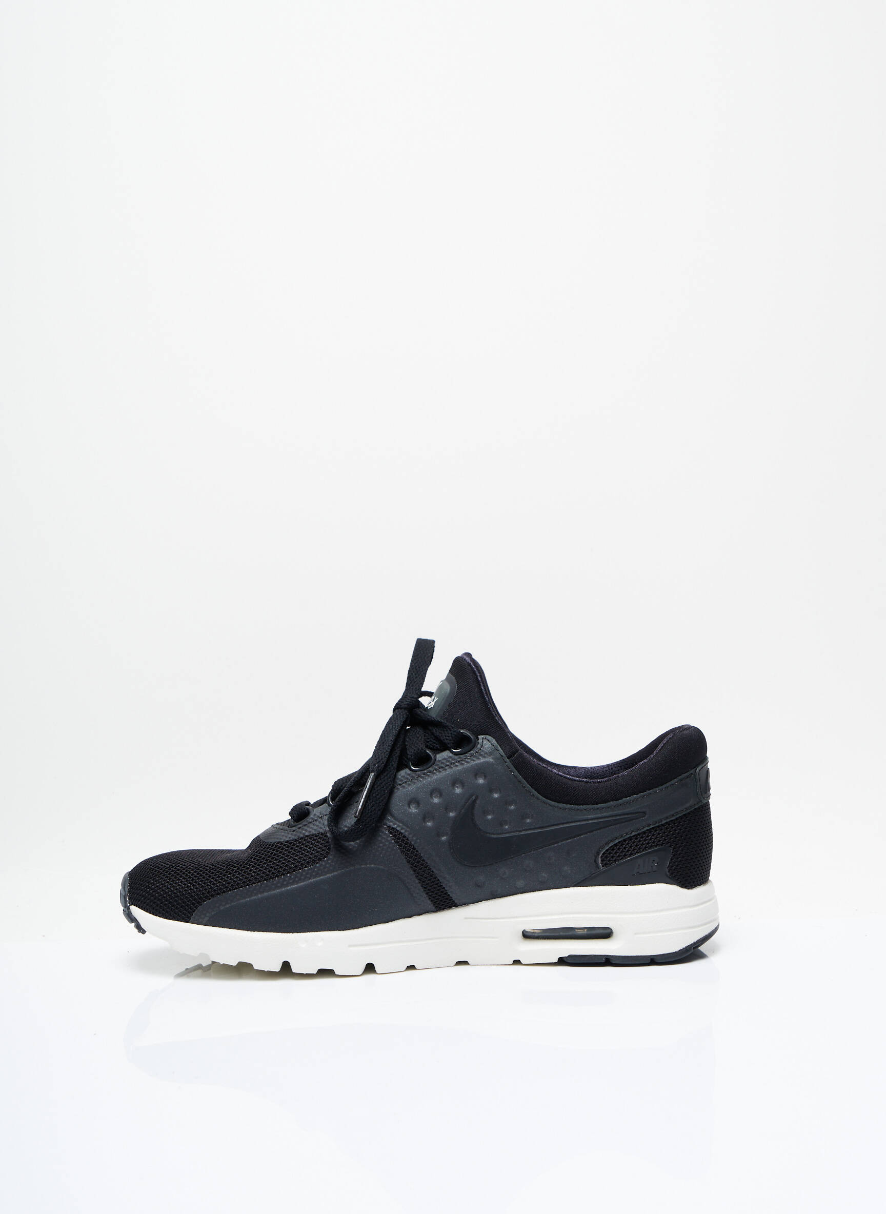 Nike Baskets Unisexe couleur noir