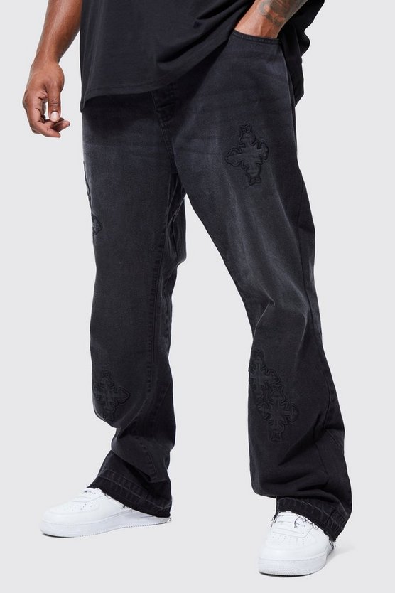 Plus Slim-Fit Schlagjeans mit Kreuz-Applikation