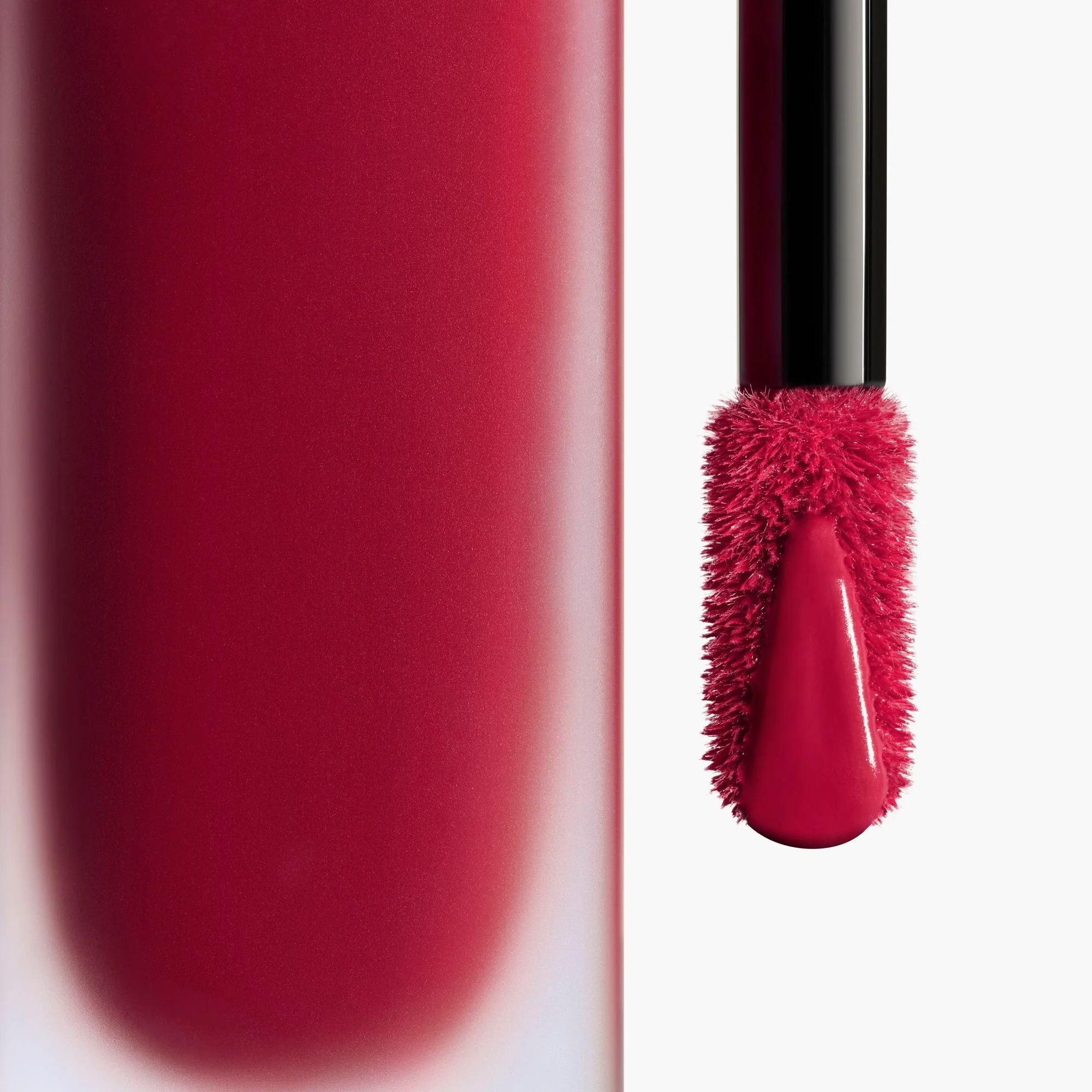ROUGE ALLURE INK - MATTA NESTEMÄINEN HUULIPUNA