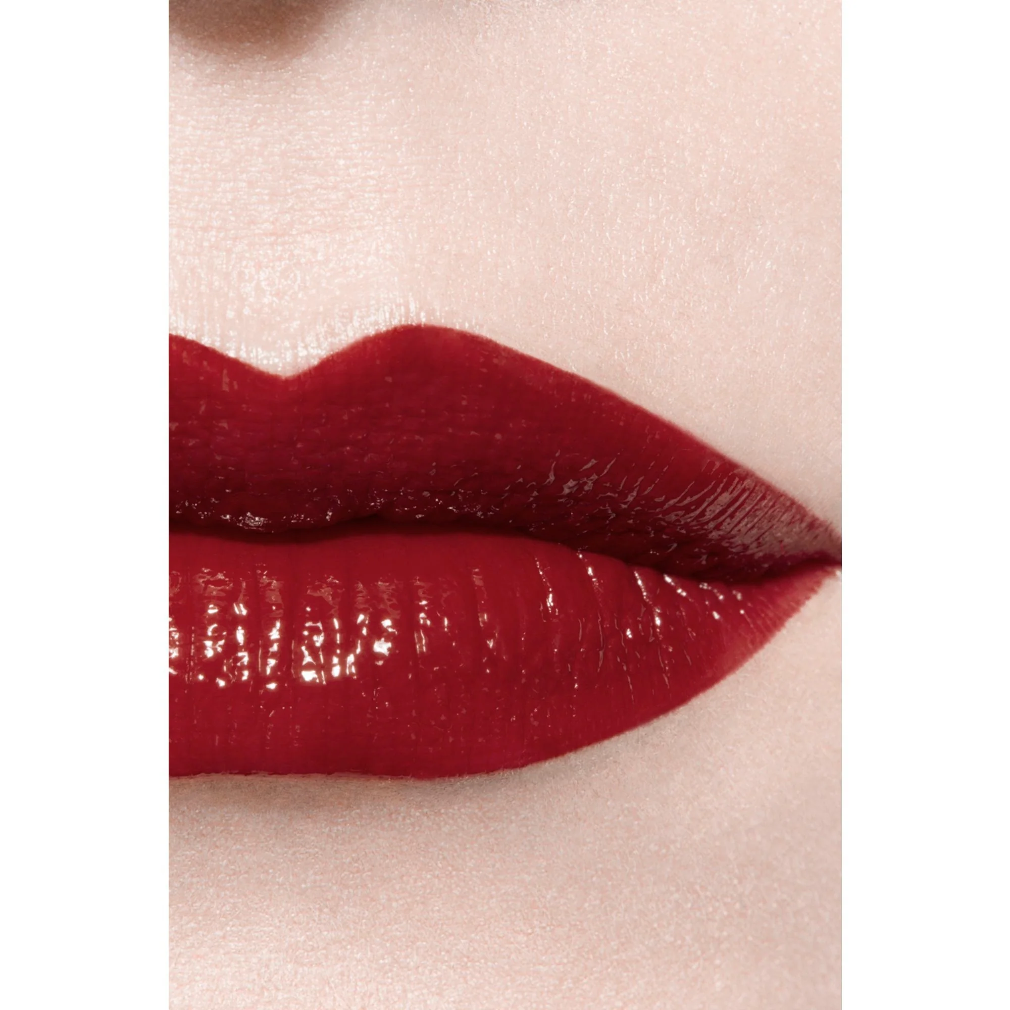 ROUGE ALLURE LAQUE - ΤΟ ΕΞΑΙΡΕΤΙΚΑ ΔΙΑΡΚΕΣ, ΛΑΜΠΕΡΟ ΡΕΥΣΤΟ ΚΡΑΓΙΟΝ