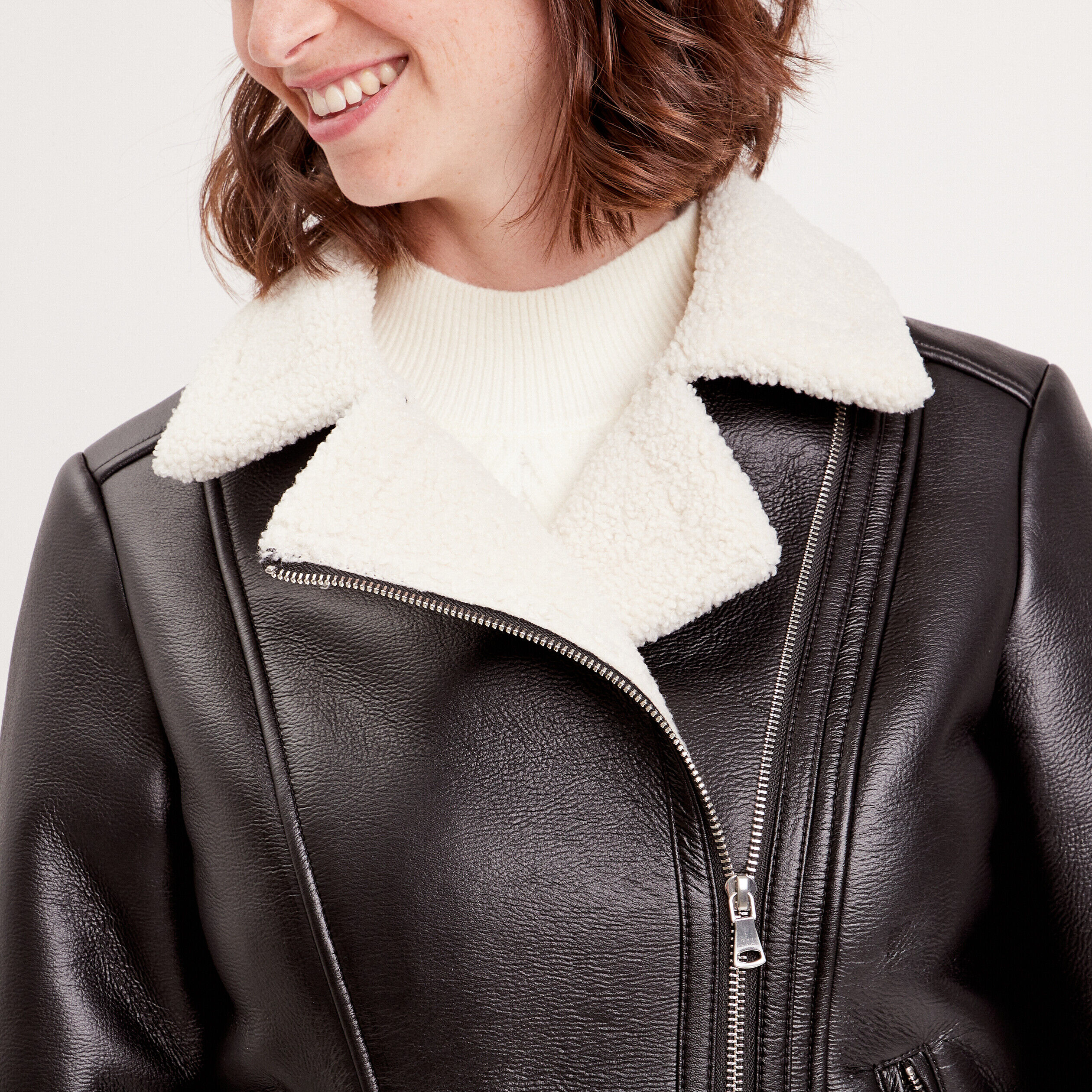 Veste ajustée simili cuir noir femme | Cache Cache