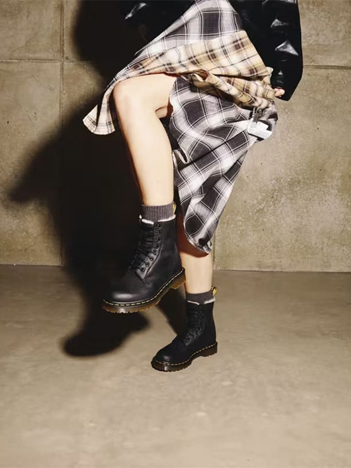Dr. Martens Leder-Boots in Schwarz günstig kaufen