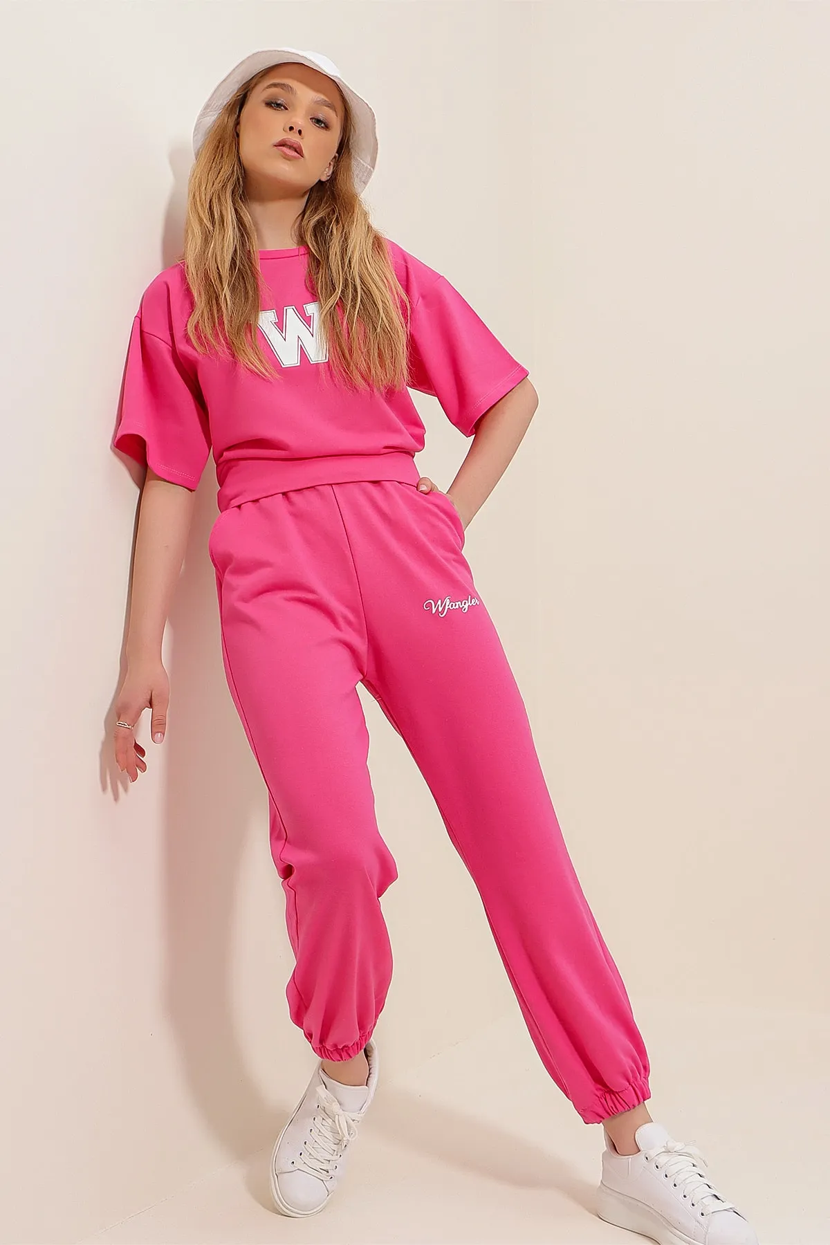 Trend Alaçatı Stili  Trainingsanzug - Rosa - Relaxed Fit