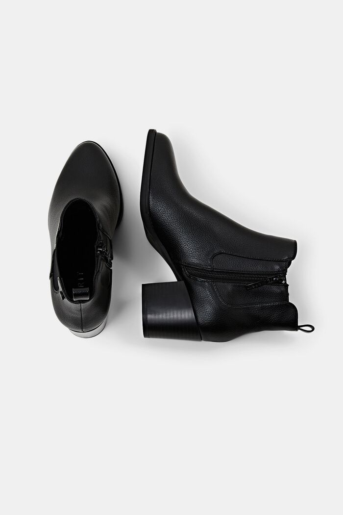 Boots aus veganem Leder