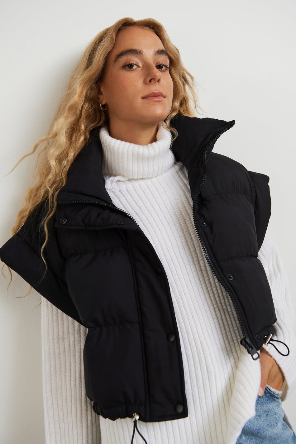 Lola cropped vest