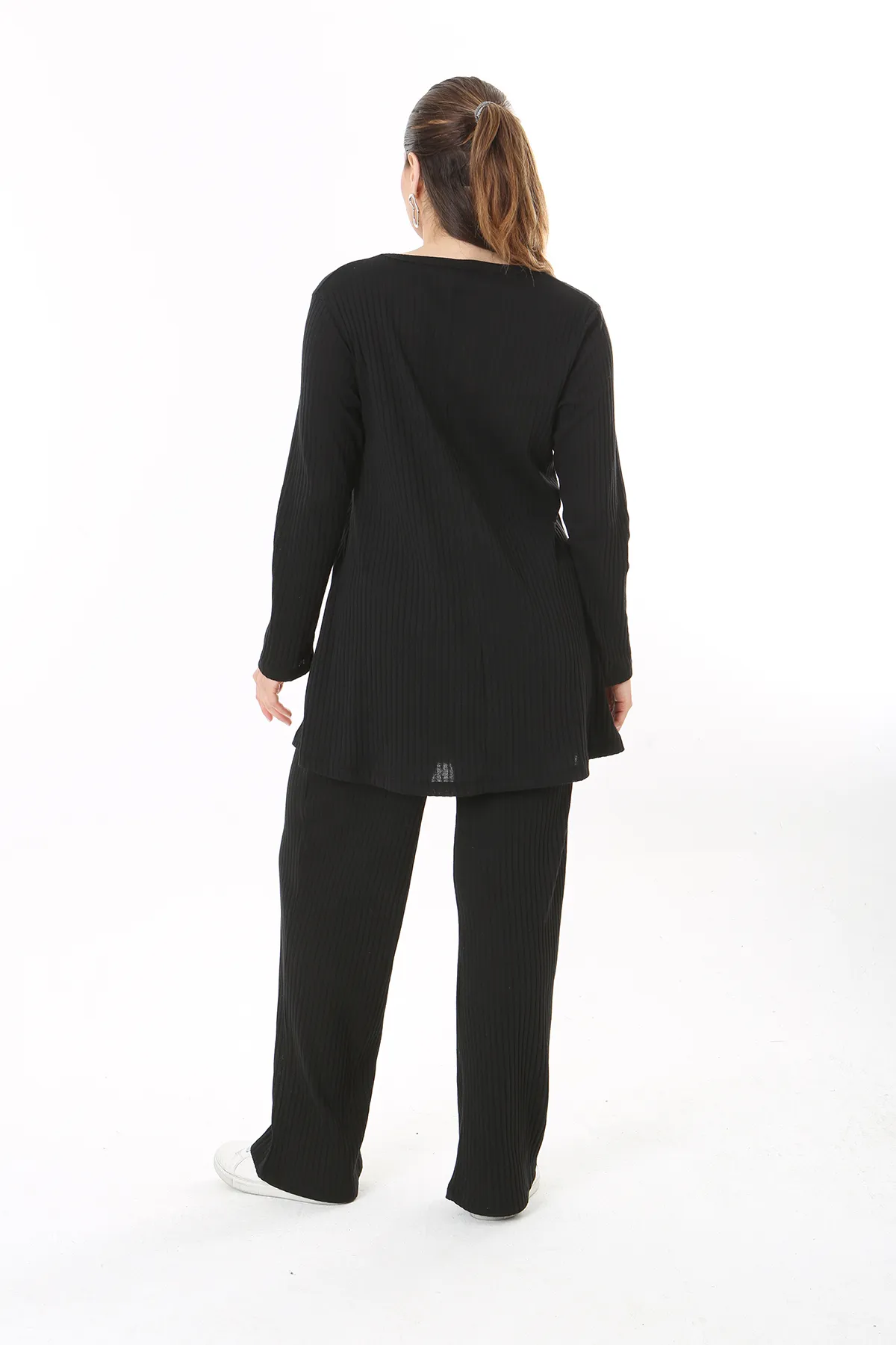 Şans  Damen-Set mit schwarzer Bluse und Hose in Übergröße 65N37701