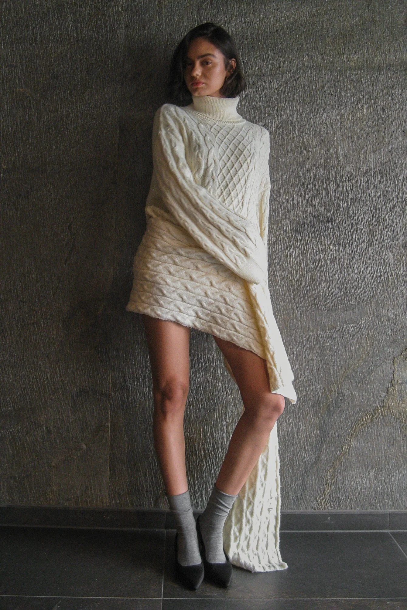 Strickpullover mit Rollkragen und Zopfmuster