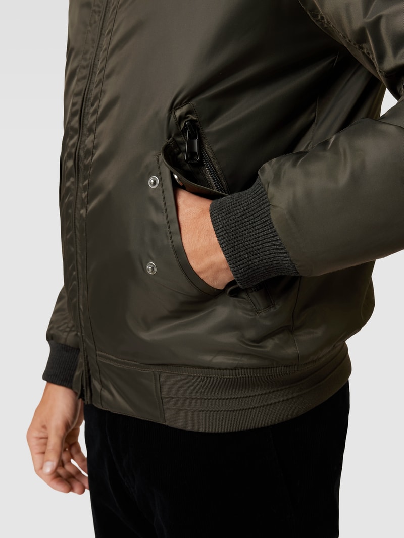 Funktionsjacke mit Kapuze Modell 'CICERO' in olivgrün