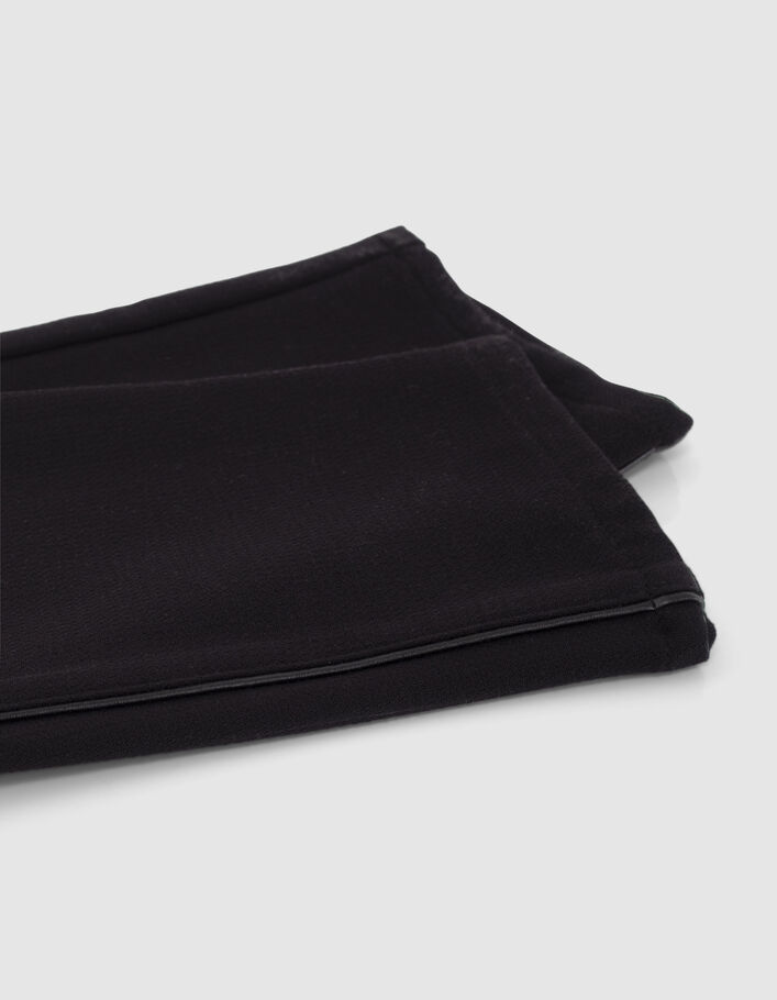 Pantalon noir 7/8ème détails clous fille