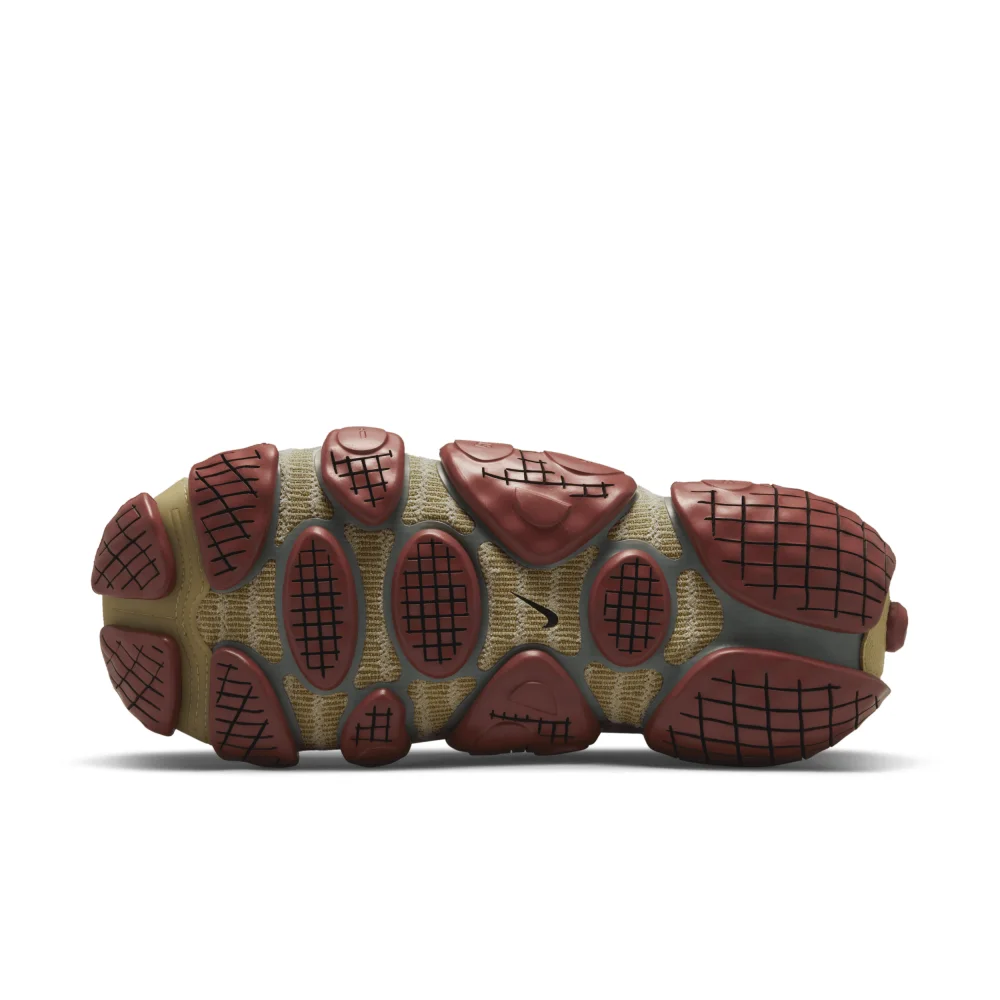 Nike ISPA Link CN2269-700 / braun